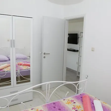 Sibenka Apartament *