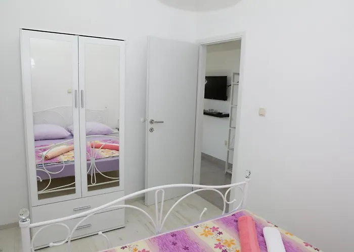 Sibenka Apartman *